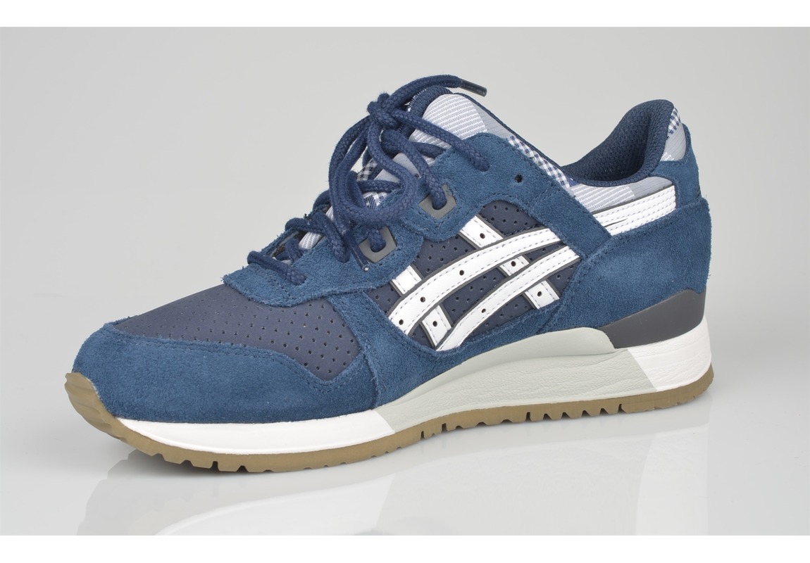 asics fille 35